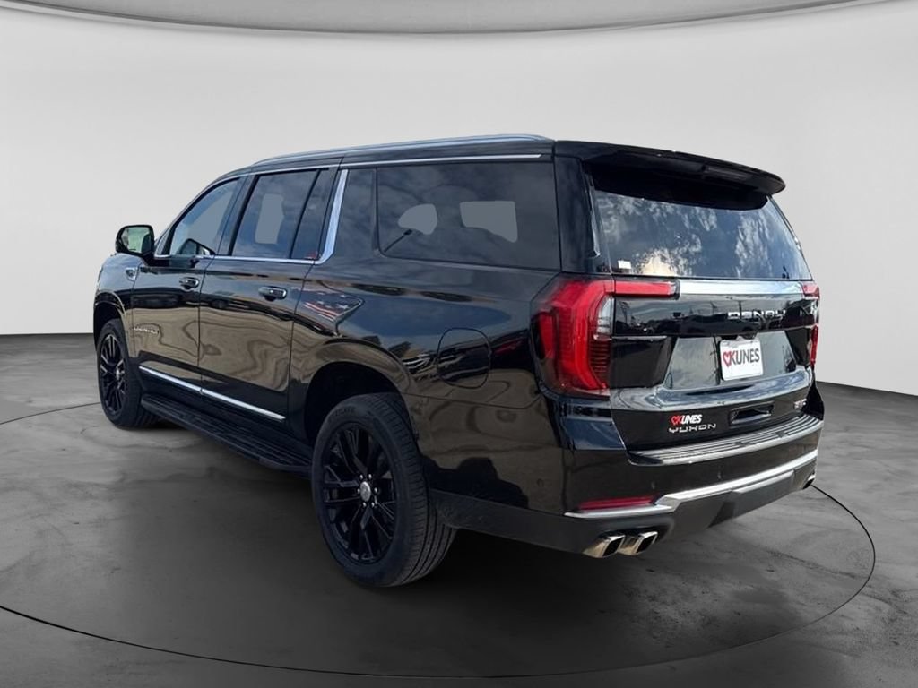 Used 2025 GMC Yukon XL Denali AWD/4WD image 13