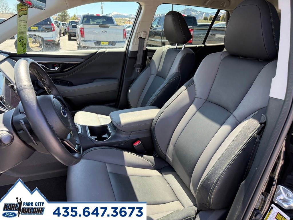 Used 2025 Subaru Outback Onyx Edition AWD/4WD image 14