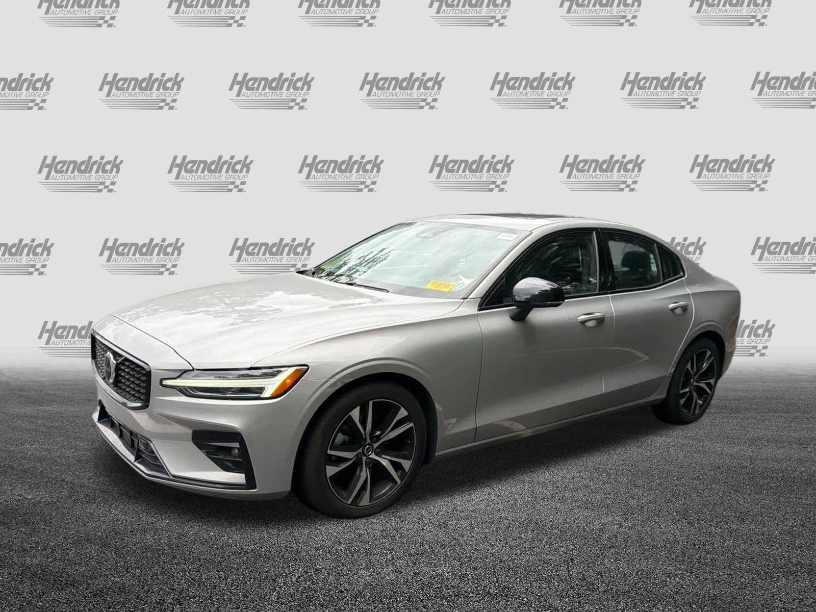 Used 2024 Volvo S60 B5 Core FWD image 9