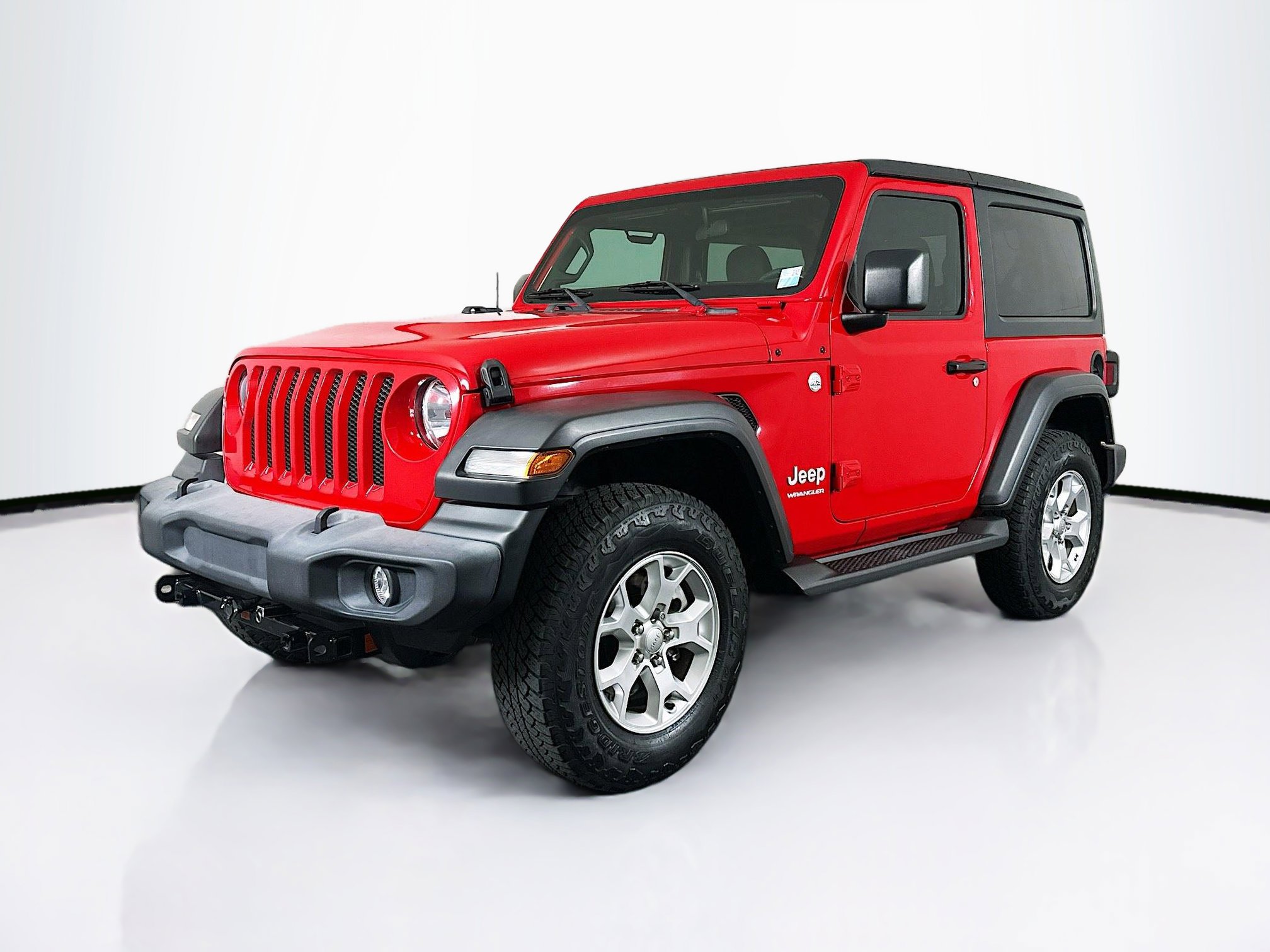 Used 2021 Jeep Wrangler Sport AWD/4WD image 3