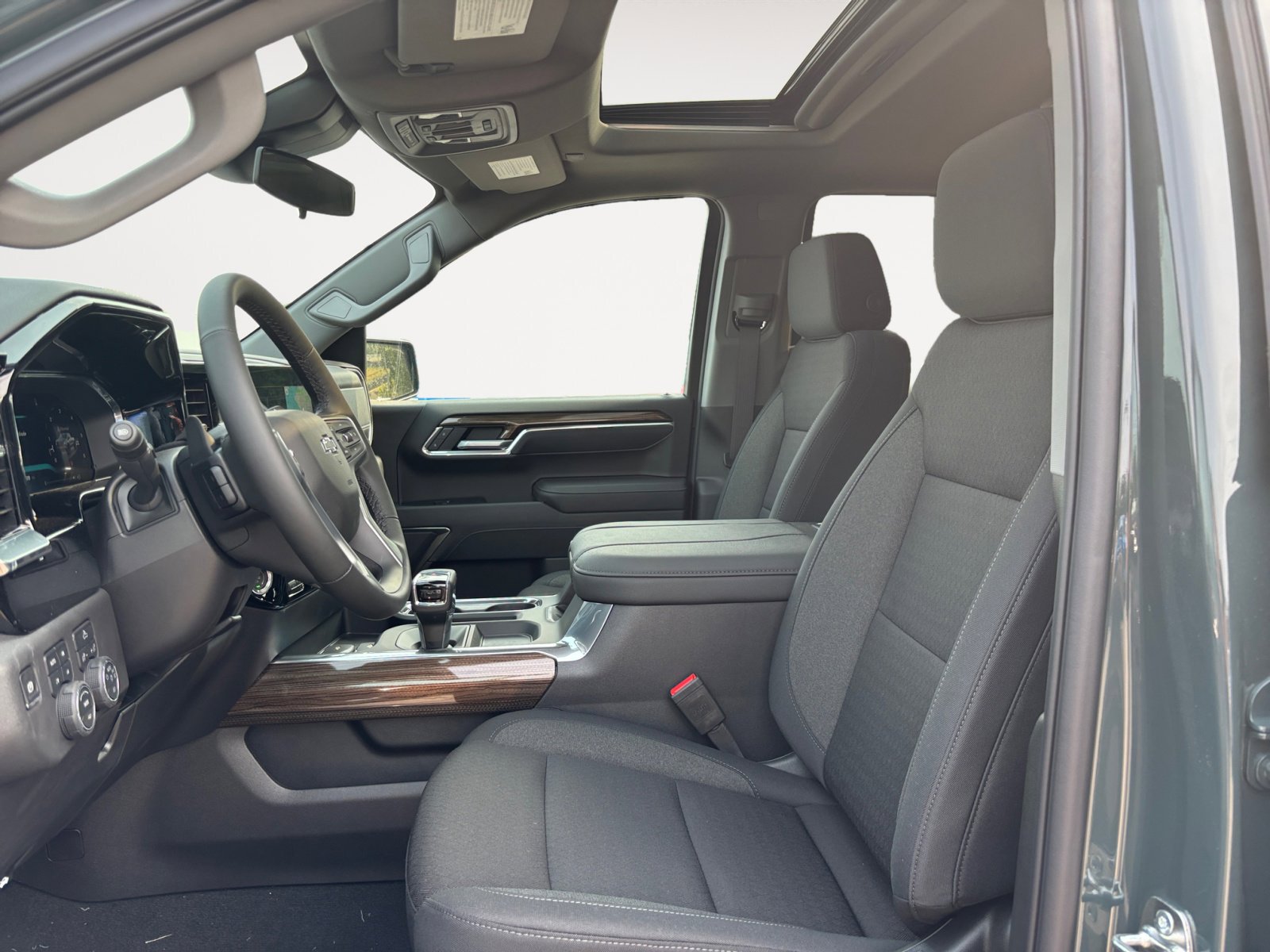 New 2026 Chevrolet Silverado 1500 LT Trail Boss w/ Convenience Package II image 9