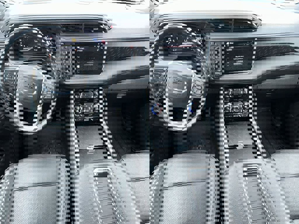 Used 2022 GMC Yukon XL Denali image 21