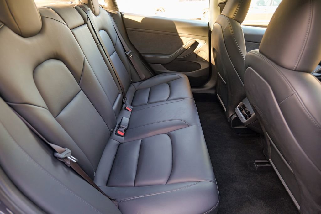 Used 2023 Tesla Model 3 Standard Range RWD image 27