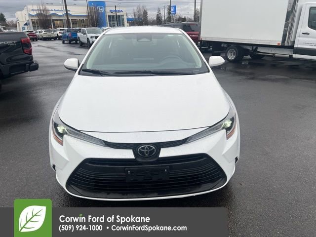 Used 2025 Toyota Corolla LE image 9