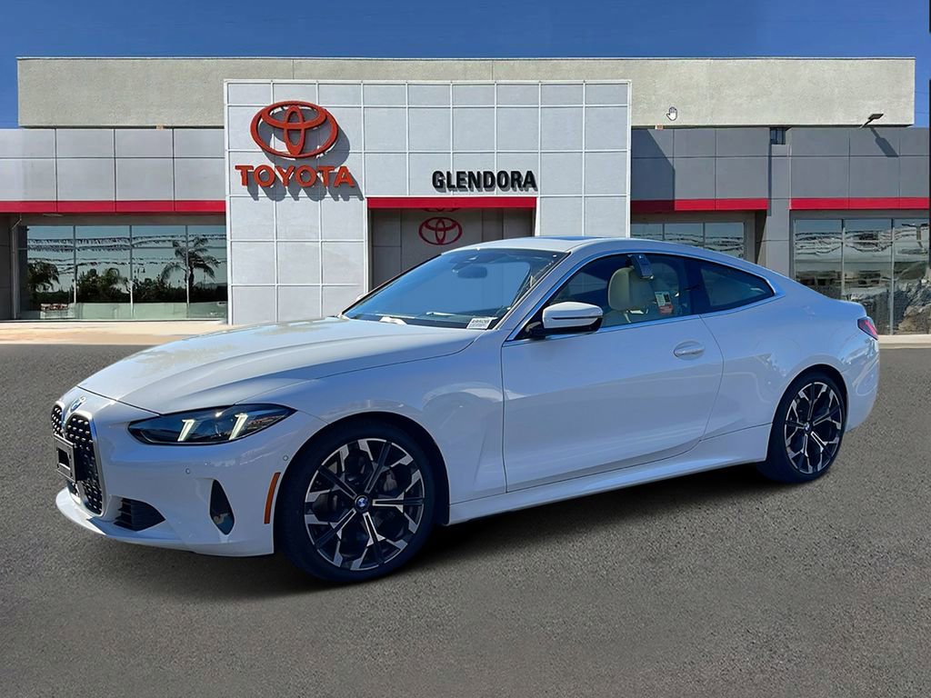 Used 2025 BMW 430i Coupe w/ Premium Package image 7