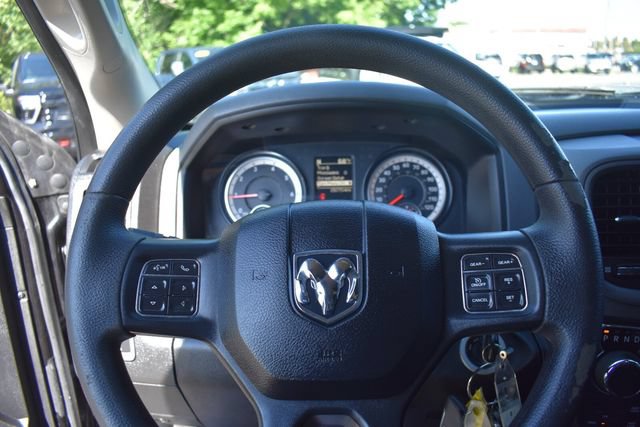 Used 2017 RAM 1500 Express w/ Black Ram 1500 Express Group AWD/4WD image 30