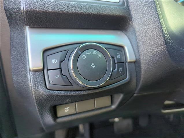 Used 2016 Ford Explorer XLT w/ Equipment Group 202A image 25