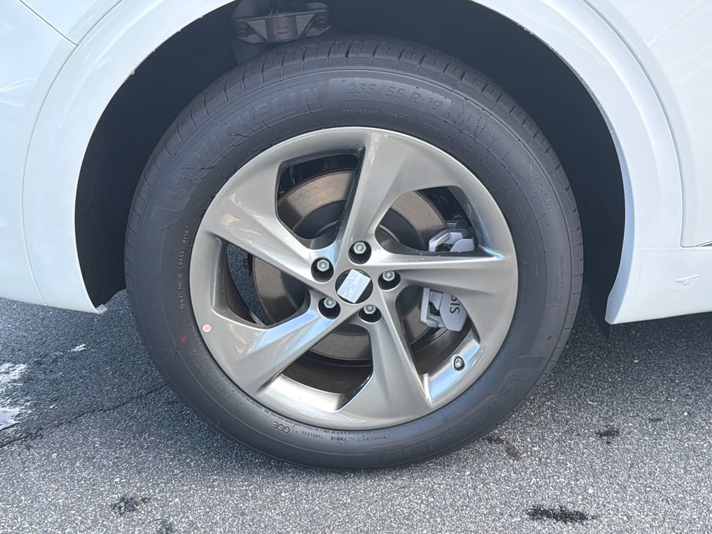 New 2027 Genesis GV70 2.5T AWD/4WD image 19