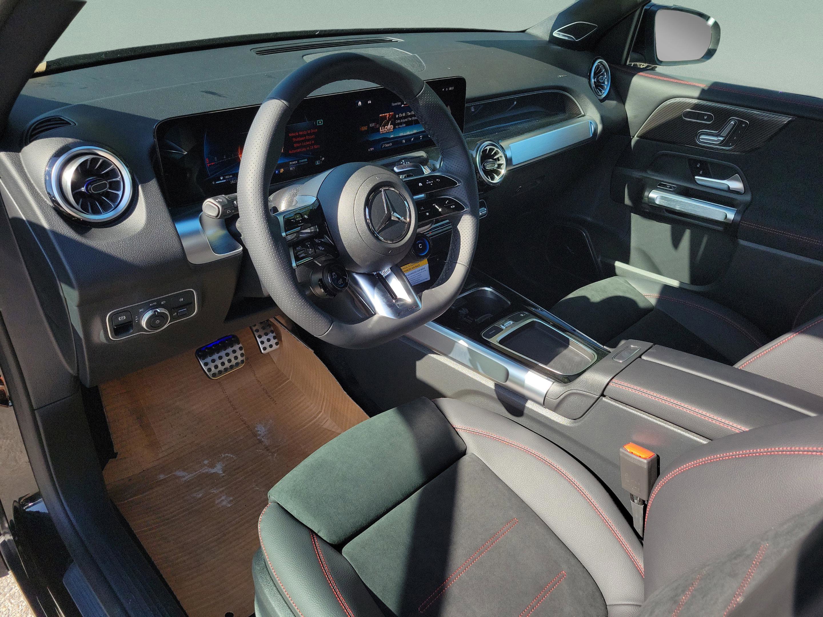 New 2026 Mercedes-Benz GLB 35 AMG 4MATIC image 17