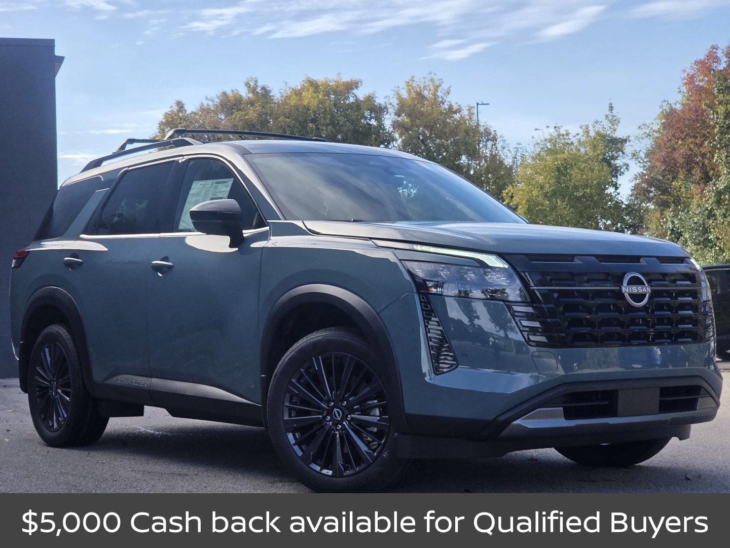 New 2026 Nissan Pathfinder SL AWD/4WD image 3