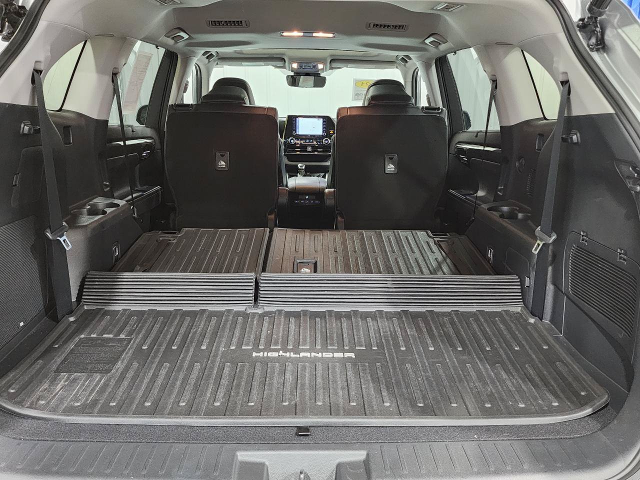 Used 2021 Toyota Highlander Limited AWD/4WD image 36