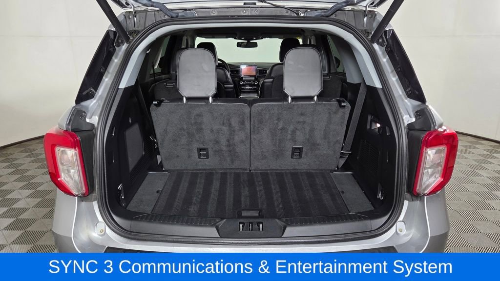 Used 2023 Ford Explorer Limited w/ Equipment Group 301A image 10