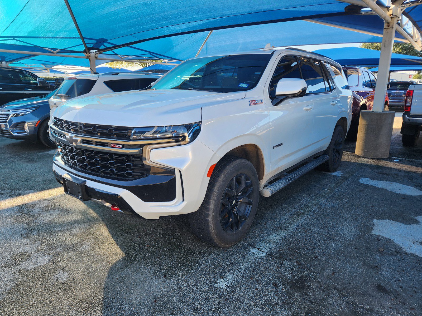 Used 2022 Chevrolet Tahoe Z71 w/ Z71 Off-Road Package AWD/4WD image 2
