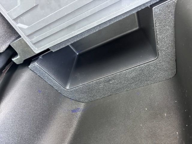 Used 2023 GMC Acadia SLE w/ Driver Convenience Package image 19