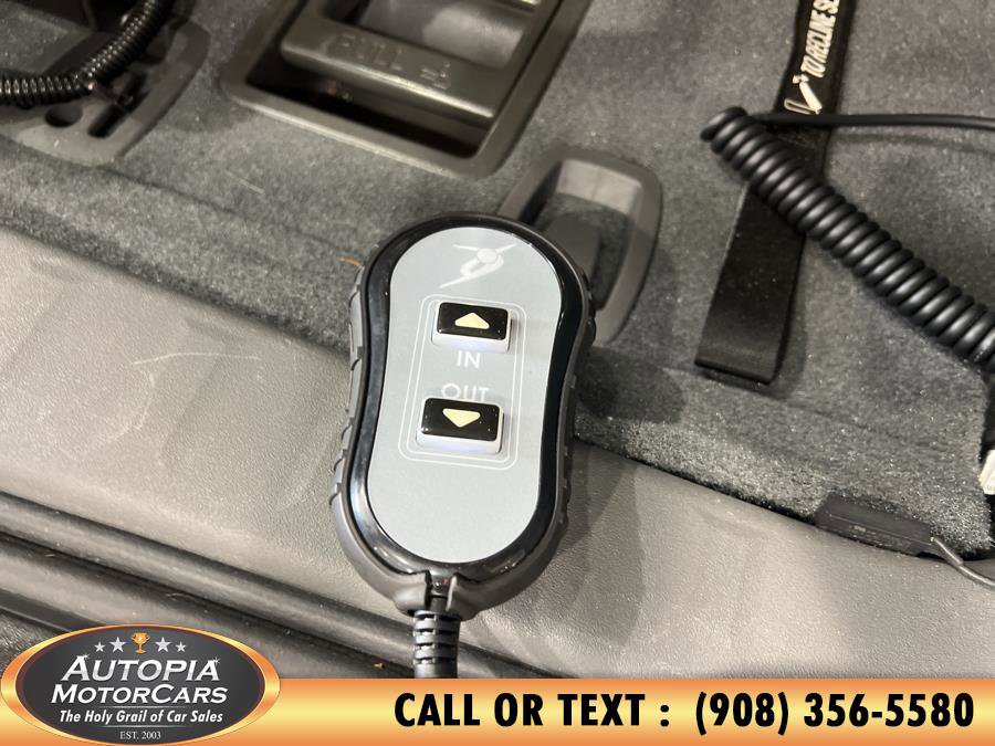 Used 2019 Toyota Sienna XLE image 13