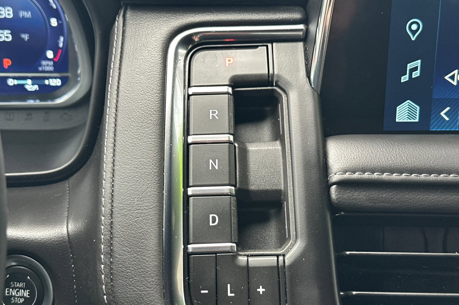 Used 2024 Chevrolet Tahoe LT image 22