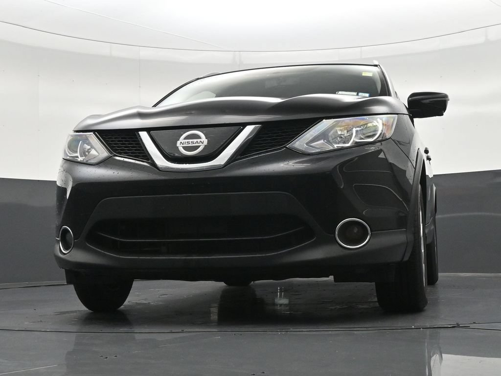 Used 2018 Nissan Rogue Sport SV w/ SV Technology Package AWD/4WD image 30
