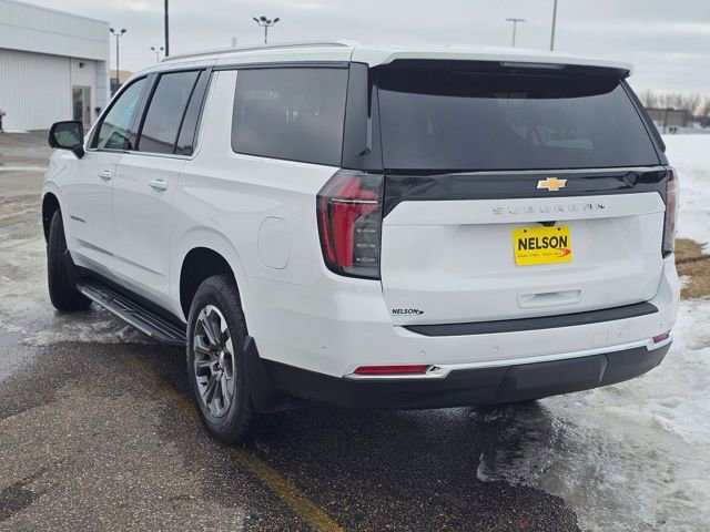 Used 2025 Chevrolet Suburban LS image 3