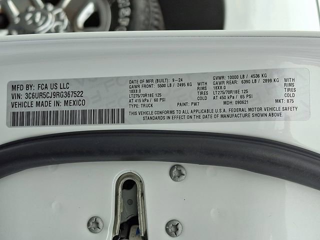 Used 2024 RAM 2500 Tradesman w/ Chrome Appearance Group image 27