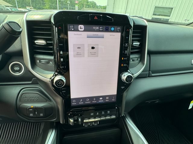New 2026 RAM 2500 Big Horn AWD/4WD image 19