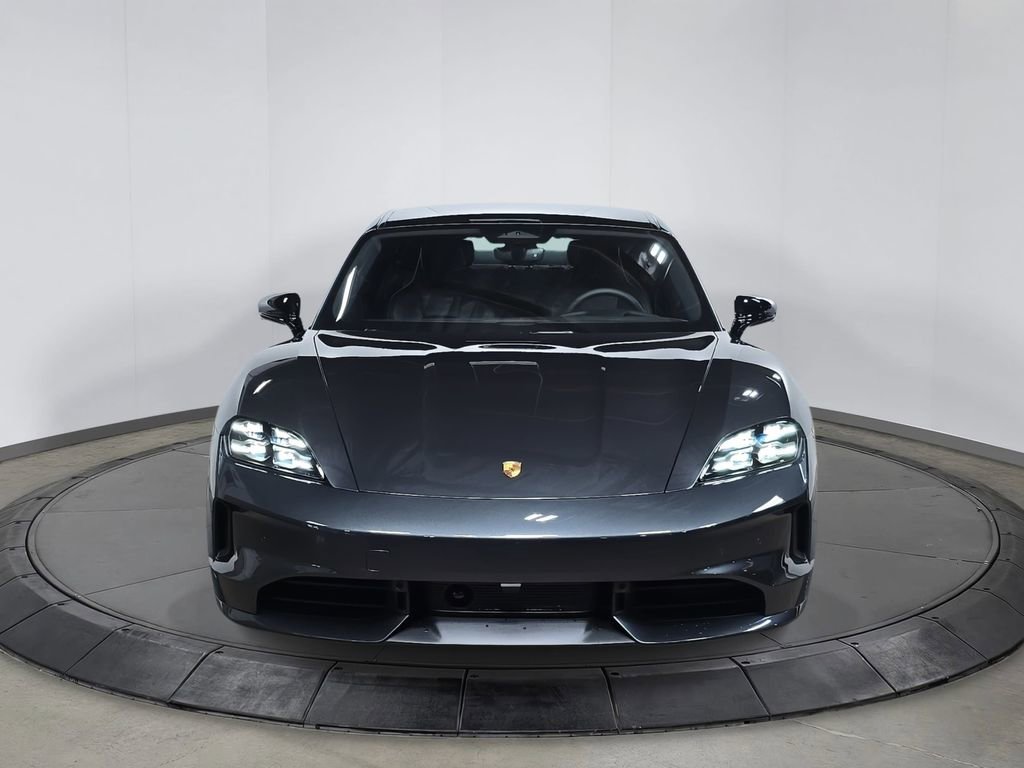 New 2026 Porsche Taycan image 10