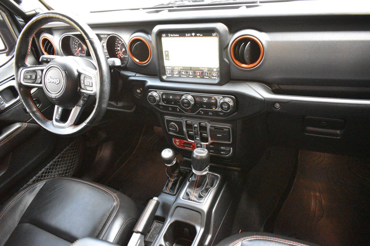 Used 2020 Jeep Gladiator Mojave AWD/4WD image 29