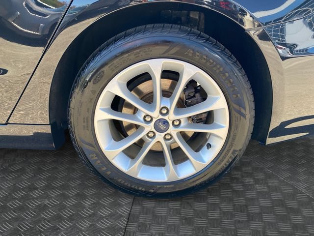 Used 2019 Ford Fusion SE FWD image 34