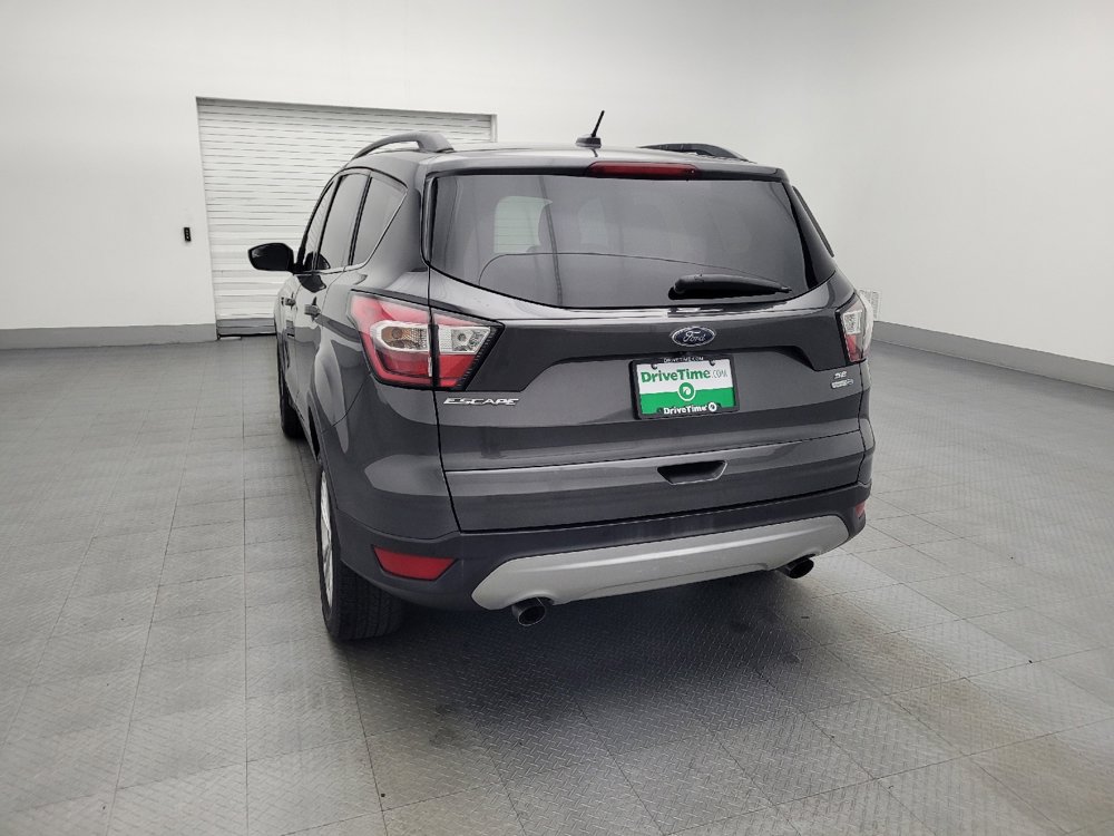 Used 2018 Ford Escape SE image 6