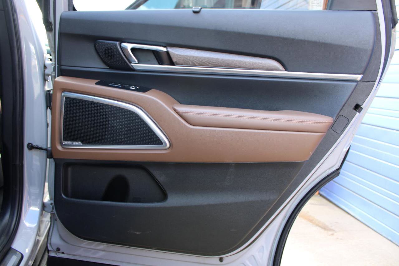 Used 2022 Kia Telluride SX w/ SX Prestige Package image 49
