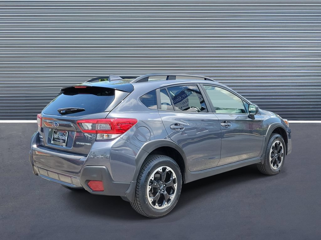 Used 2022 Subaru Crosstrek 2.0i Premium w/ Popular Package #4A AWD/4WD image 3