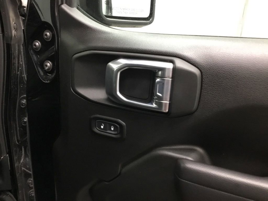 Used 2022 Jeep Wrangler Unlimited Sport image 23