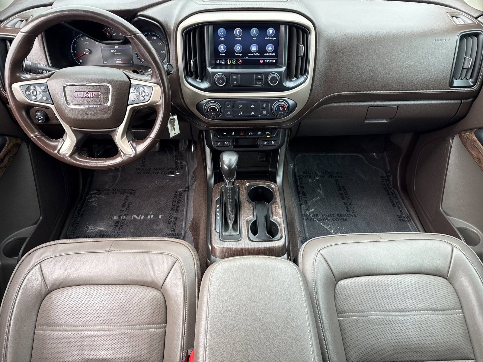 Used 2022 GMC Canyon Denali image 13