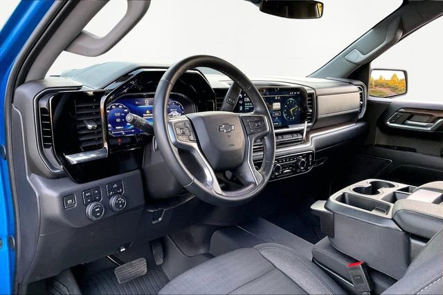 Used 2024 Chevrolet Silverado 1500 LT Trail Boss w/ Protection Package image 12