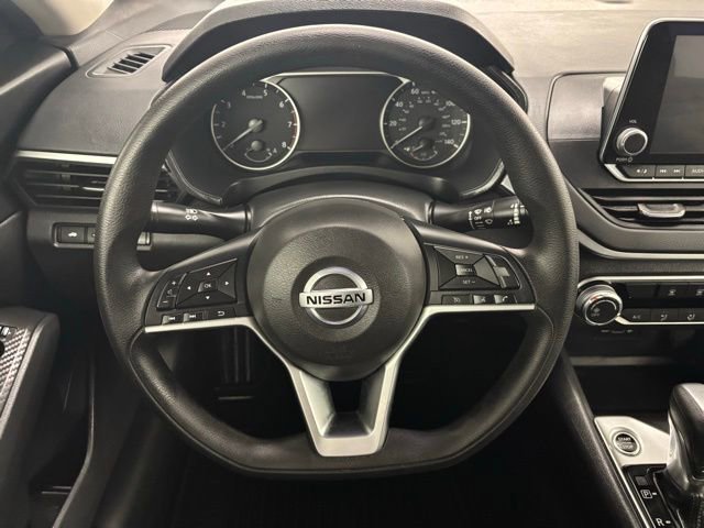 Used 2022 Nissan Altima 2.5 SV image 23