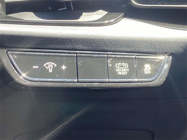 New 2025 Kia Niro EX image 18