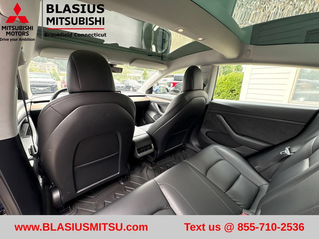 Used 2022 Tesla Model 3 Long Range AWD/4WD image 38