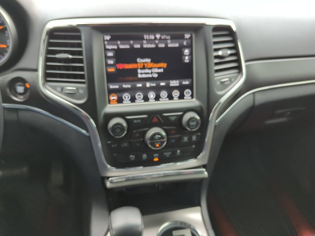 Used 2018 Jeep Grand Cherokee Limited AWD/4WD image 7