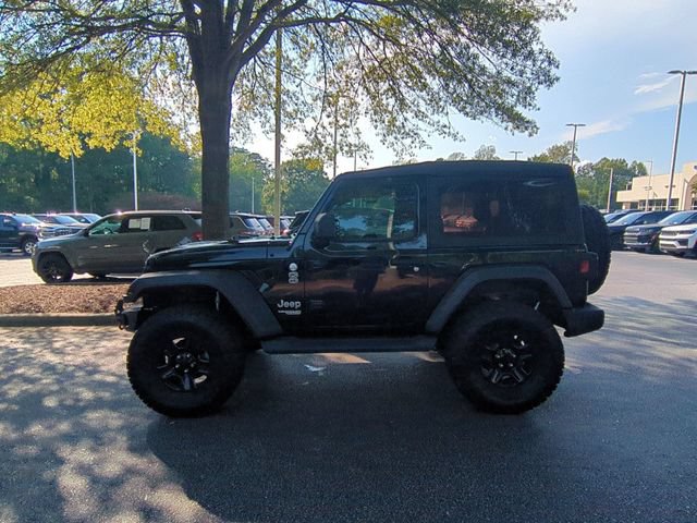 Used 2019 Jeep Wrangler Sport AWD/4WD image 2