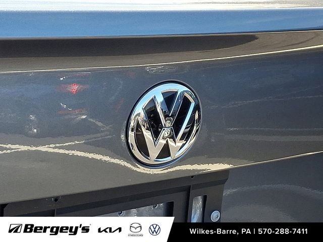 Used 2020 Volkswagen Jetta SE image 32
