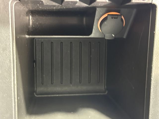 Used 2023 Nissan Maxima SV w/ Floor Mat Group image 26