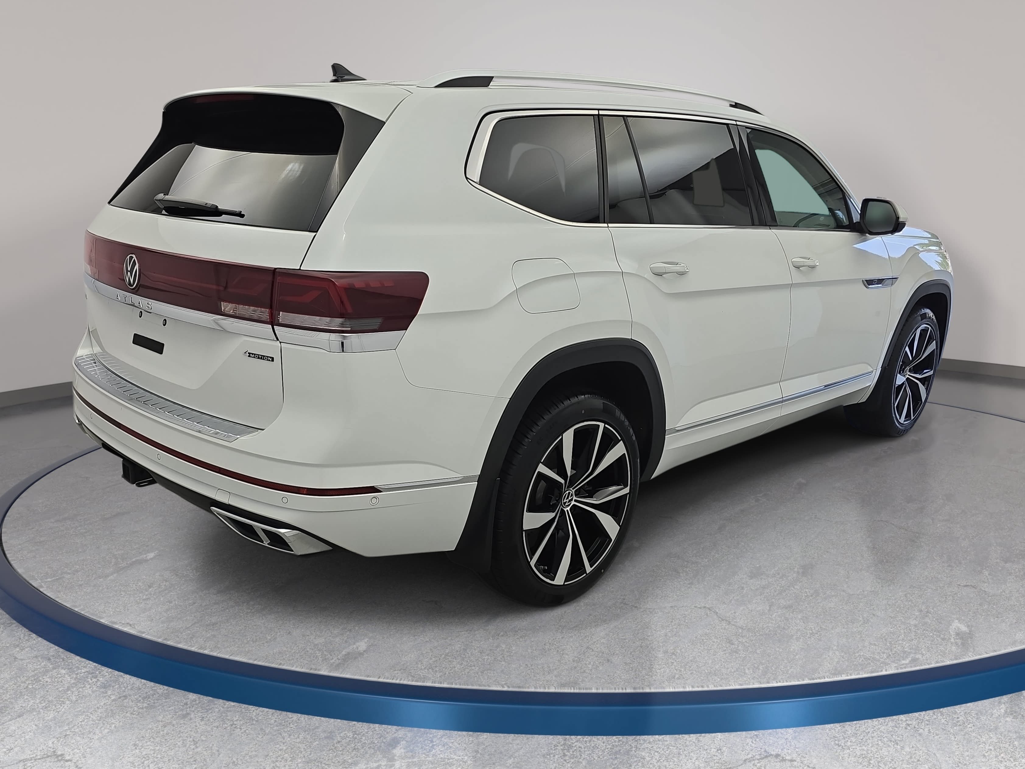 Certified 2024 Volkswagen Atlas SEL Premium R-Line AWD/4WD image 5
