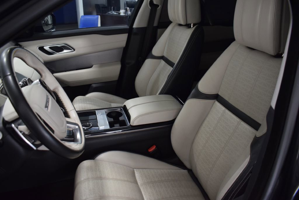 Used 2018 Land Rover Range Rover Velar R-Dynamic HSE image 11