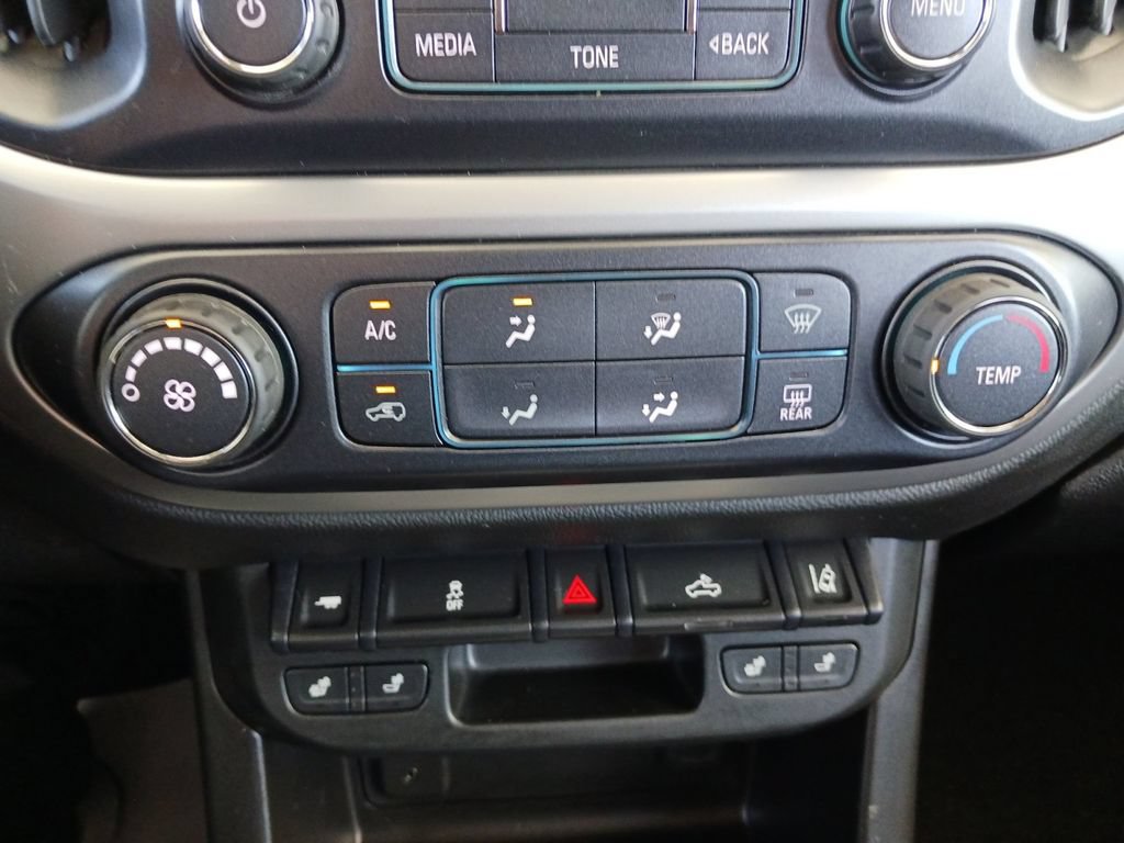 Used 2018 Chevrolet Colorado LT w/ LT Convenience Package AWD/4WD image 23
