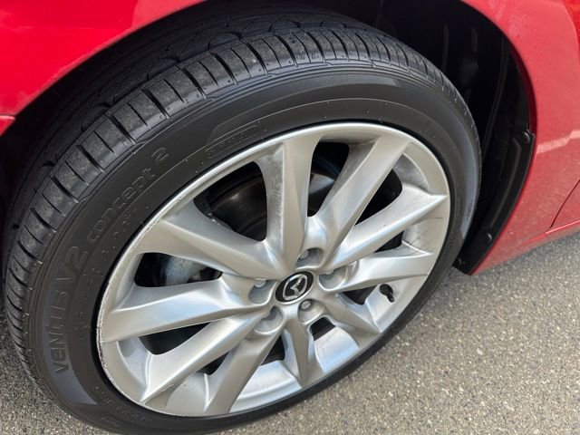 Used 2017 MAZDA MAZDA3 Touring FWD image 19