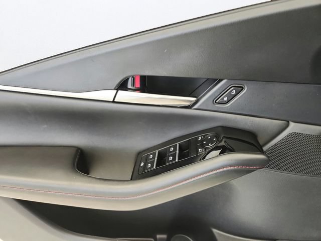 Used 2025 MAZDA CX-30 AWD 2.5 S w/ Preferred Package image 18