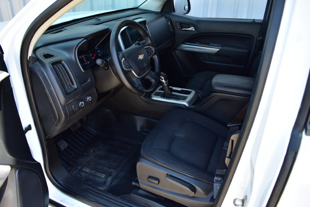 Used 2022 Chevrolet Colorado LT w/ Fleet Safety Package AWD/4WD image 17