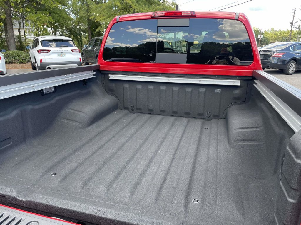 New 2027 Nissan Frontier SV w/ SV Convenience Package RWD image 8