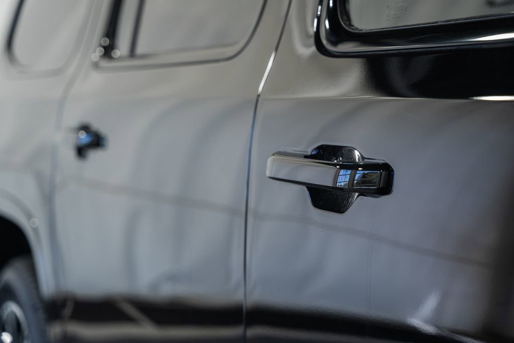 New 2026 Jeep Grand Wagoneer L 4WD image 17