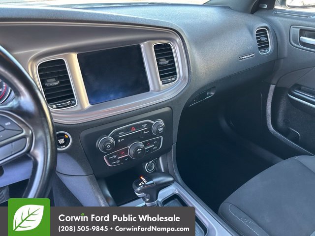 Used 2023 Dodge Charger SXT RWD image 21
