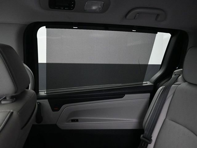 Certified 2024 Honda Odyssey Elite image 33